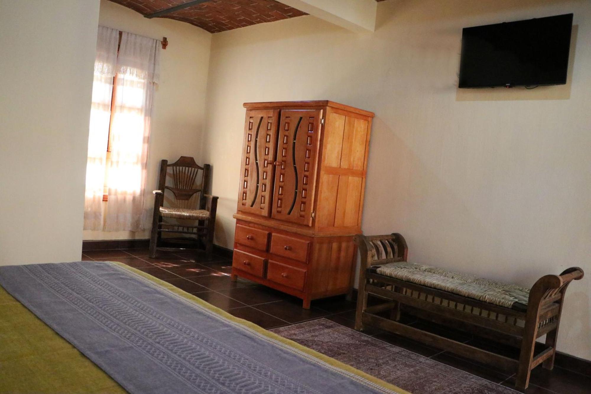 Hotel Castillo Santa Cecilia تابالبا المظهر الخارجي الصورة