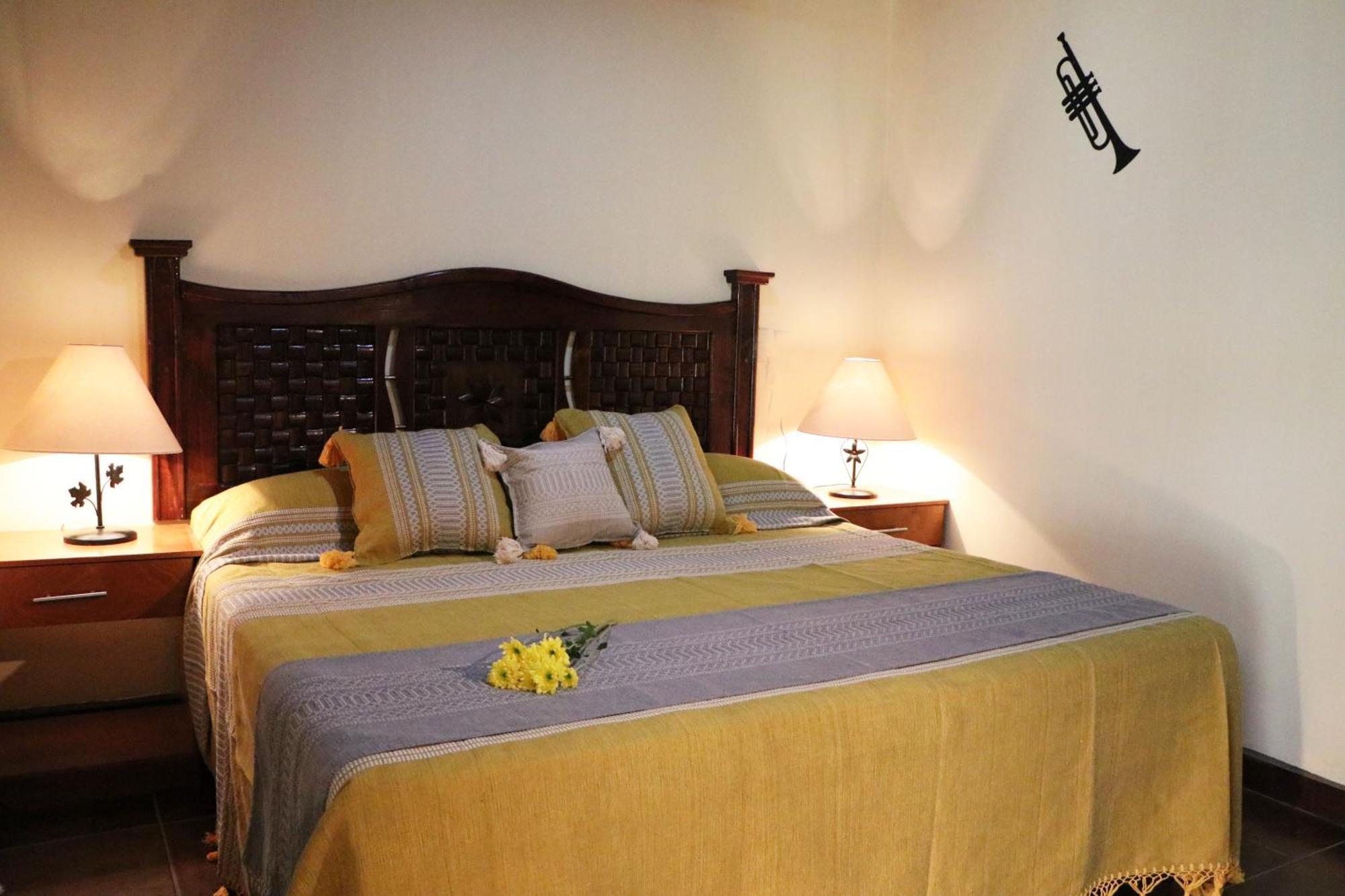 Hotel Castillo Santa Cecilia تابالبا المظهر الخارجي الصورة