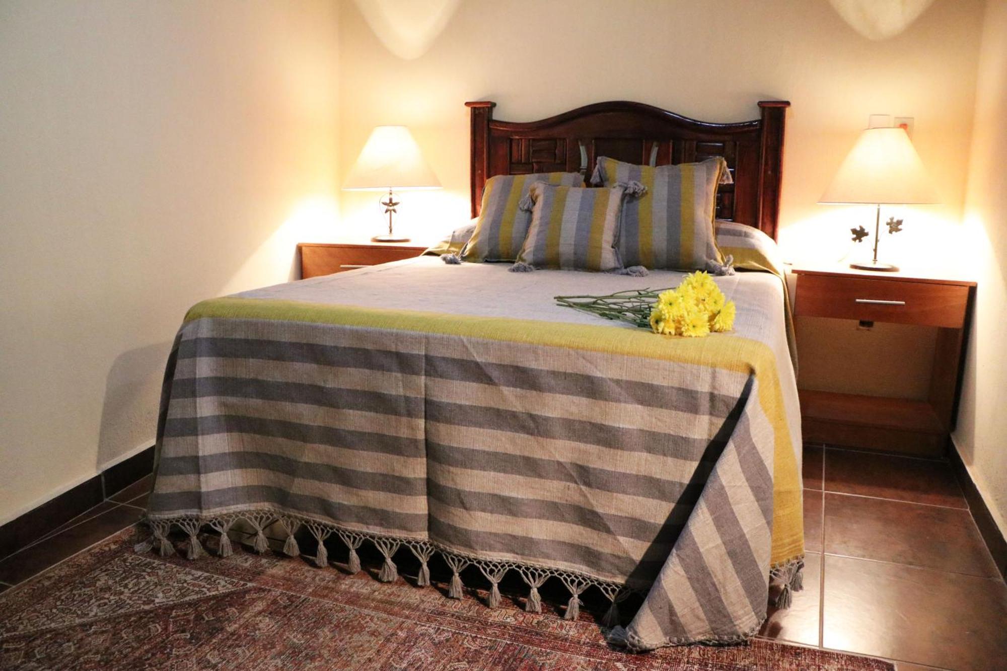 Hotel Castillo Santa Cecilia تابالبا المظهر الخارجي الصورة